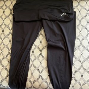 These are girls extra Large Watson black leggings